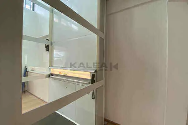 6 mrkusol kalea lift home elevatorkalea 1100×1500 ral9016 kate3