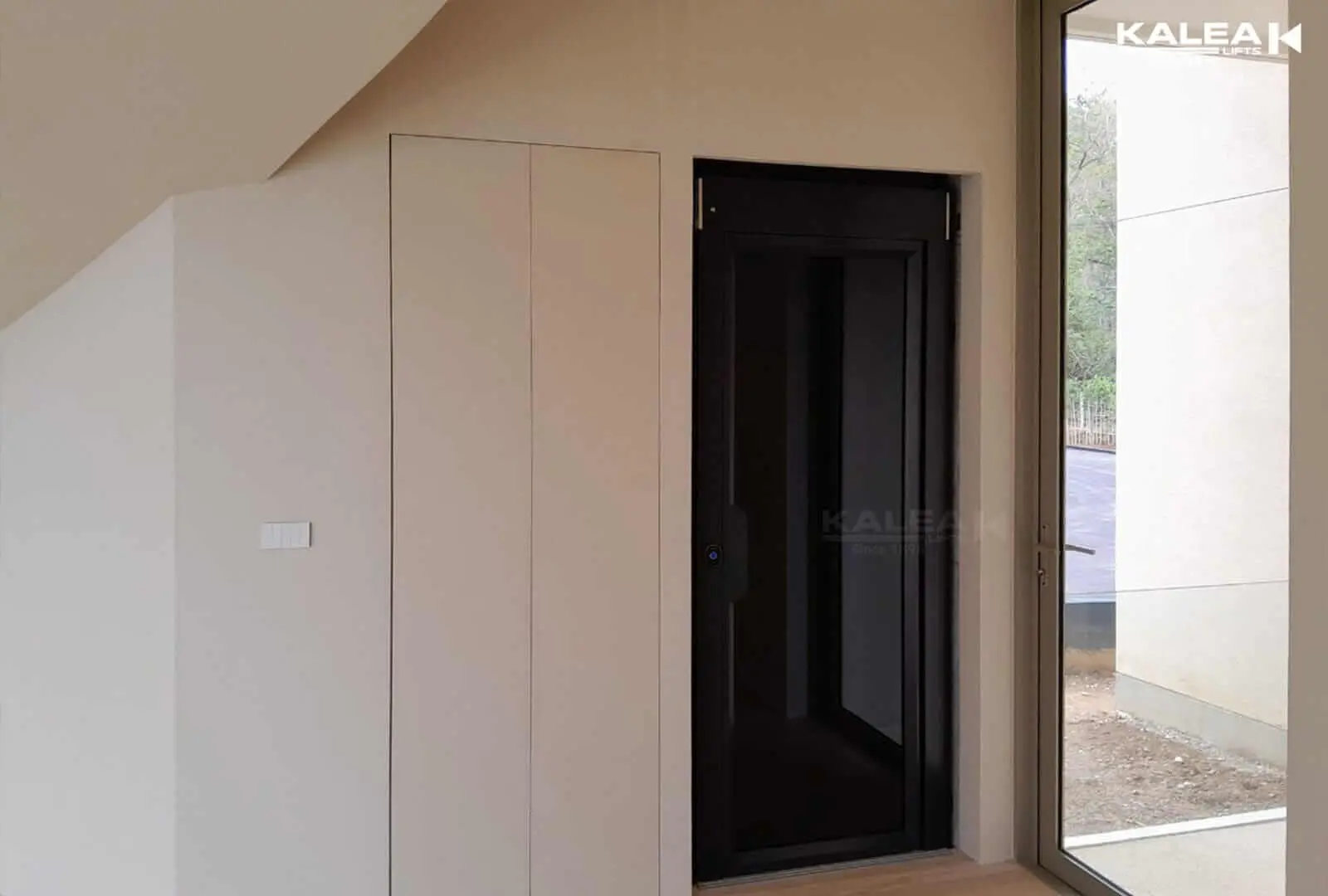 x30s 1110×815 blacknox Kalea Lift Home elevator ลิฟท์บ้าน
