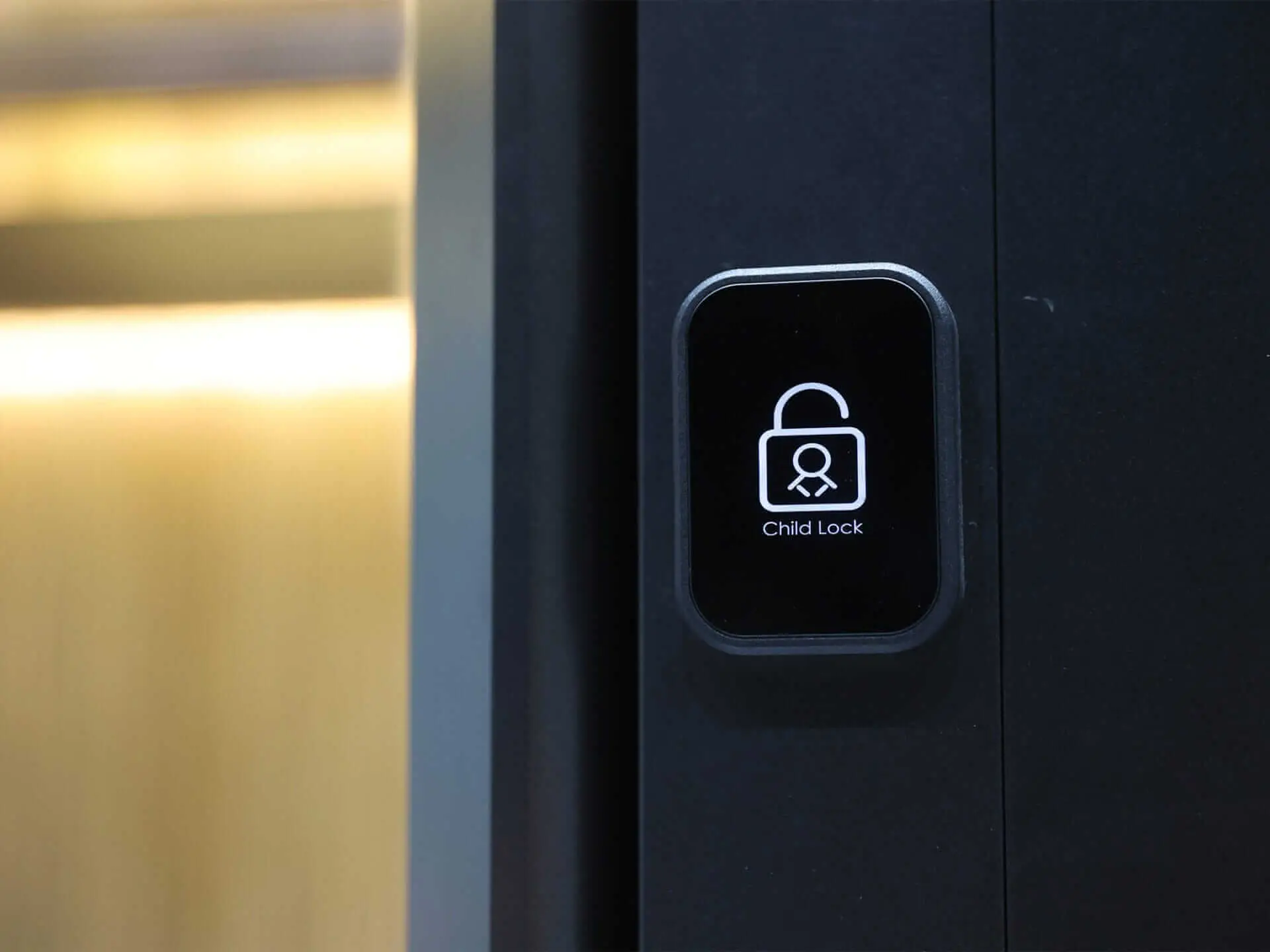 KALEA Lift & ANTERA Lift ที่ออกแบบมาเพื่อ Luxury Home Lift โดยเฉพาะ โดยมีฟังก์ชั่นที่ครบครัน เช่น Fan In Built พัดลมที่สามารถปรับแรงลมได้, Passcode Lock KALEA Lift & ANTERA Lift ที่ออกแบบมาเพื่อ Luxury Home Lift โดยเฉพาะ โดยมีฟังก์ชั่นที่ครบครัน เช่น Fan In Built พัดลมที่สามารถปรับแรงลมได้, Passcode Lock